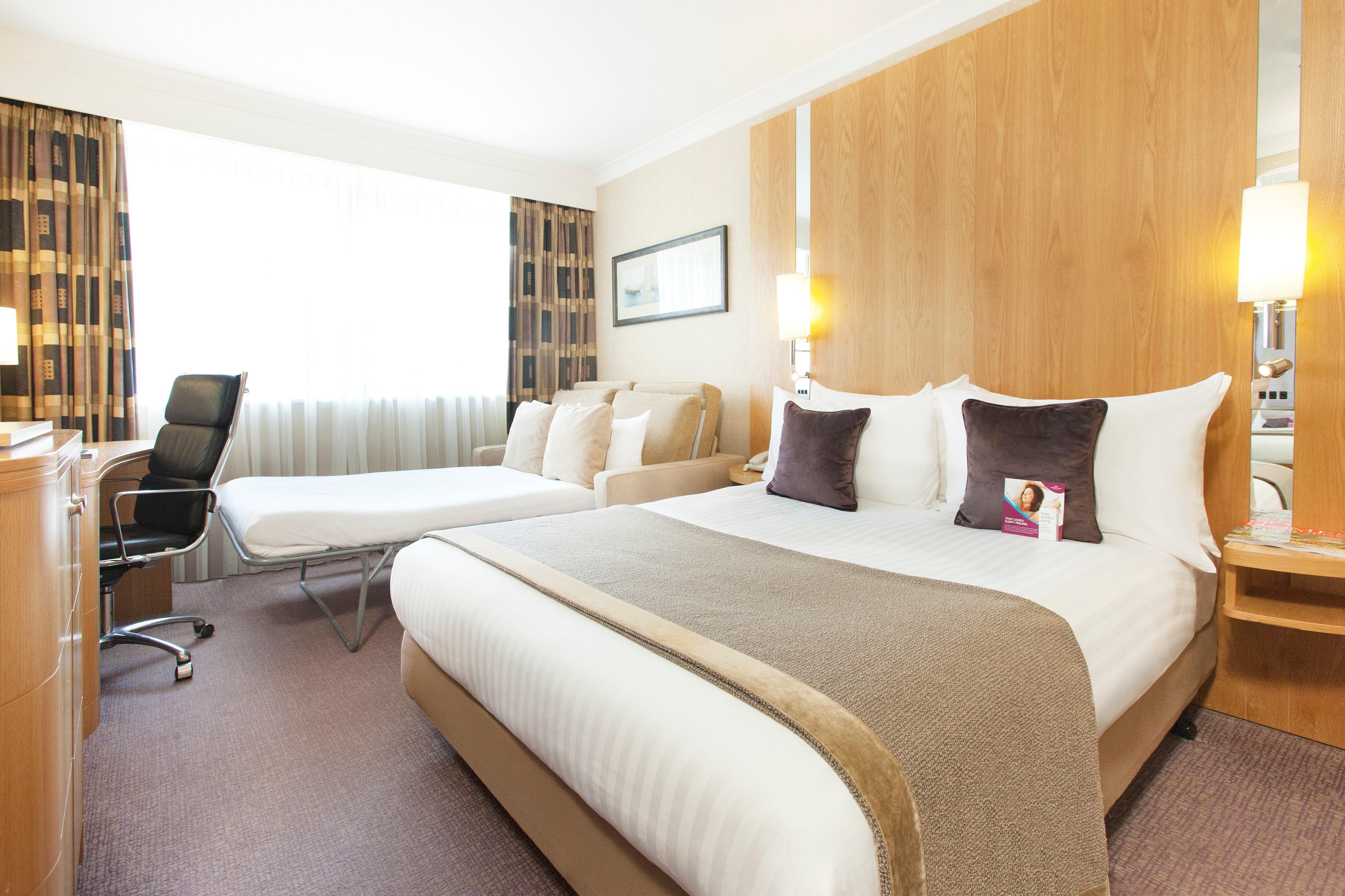 Hotel Crowne Plaza Reading Exterior foto