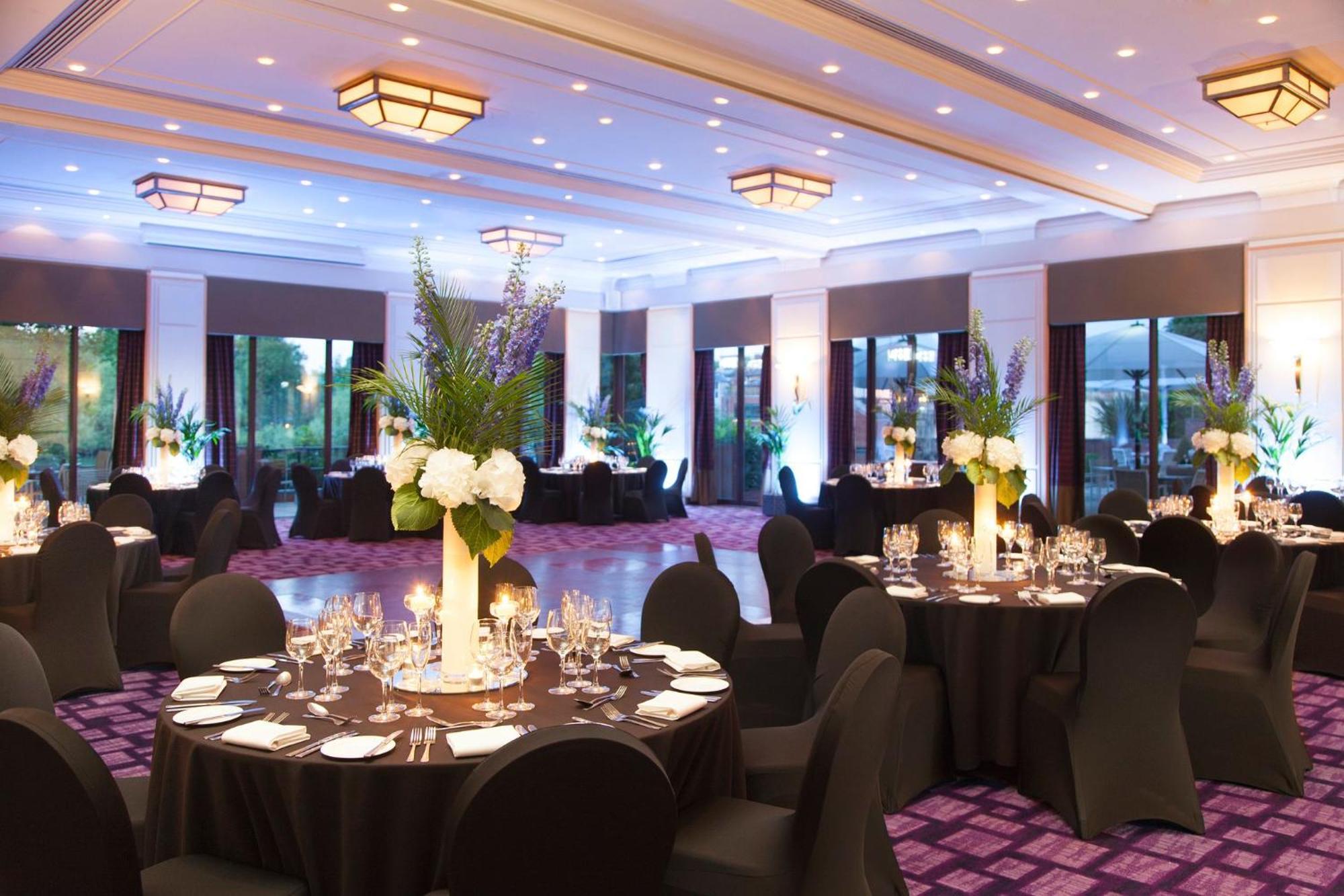 Hotel Crowne Plaza Reading Exterior foto